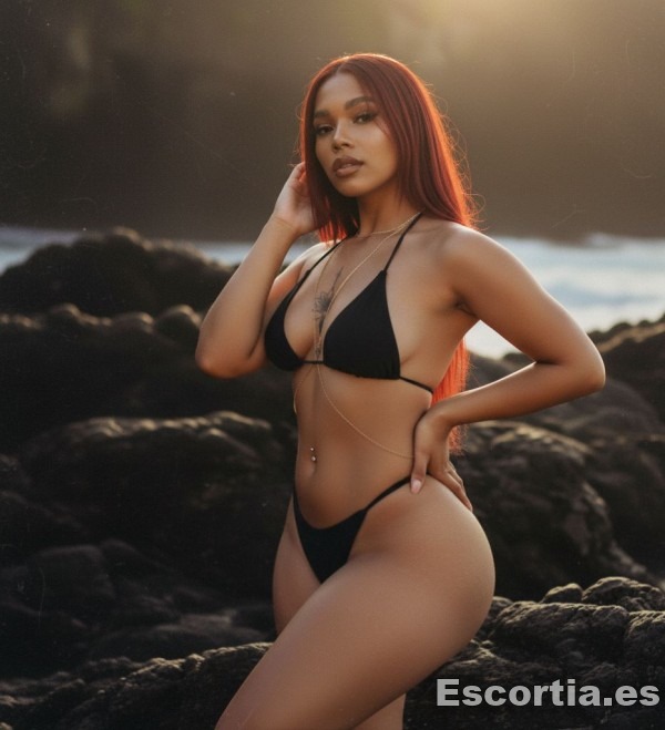 Escort latina 25 photo 3