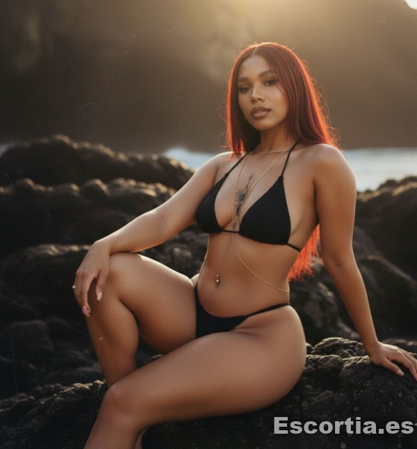 Escort latina 25 photo 5