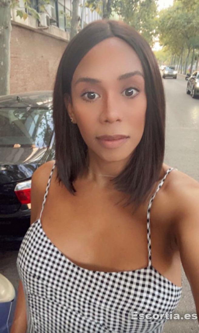 Debora escort Valladolid