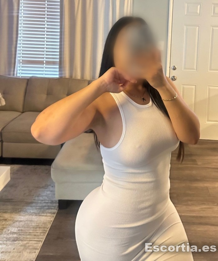 Escort latina 23 photo 3