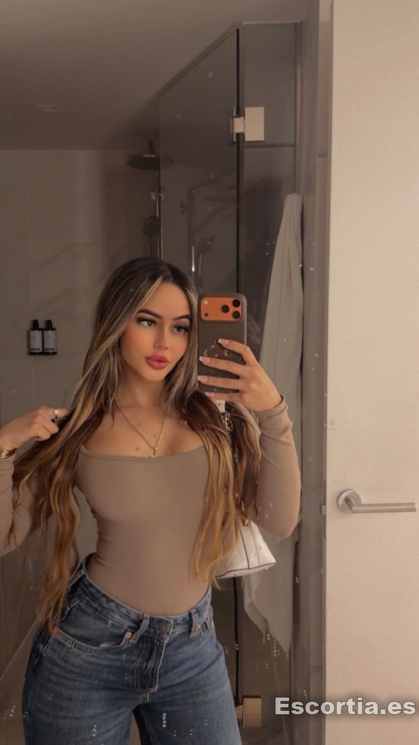 Karina escort Barcelona