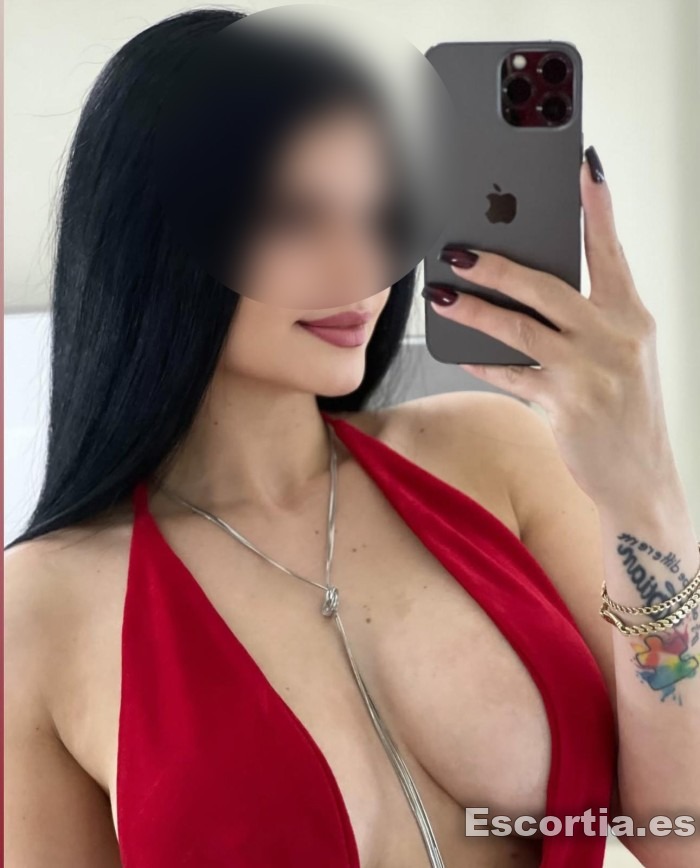 Sabrina photo 4