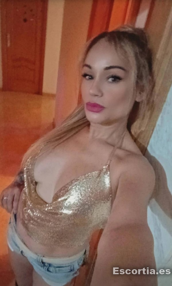 Rubi photo 4