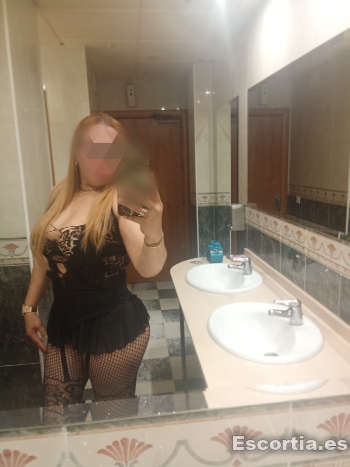 Escort dominicana 35 escort Valladolid