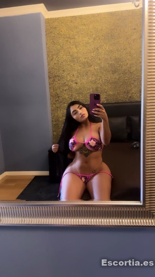 Celeste photo 3