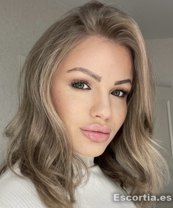 Milana photo 2
