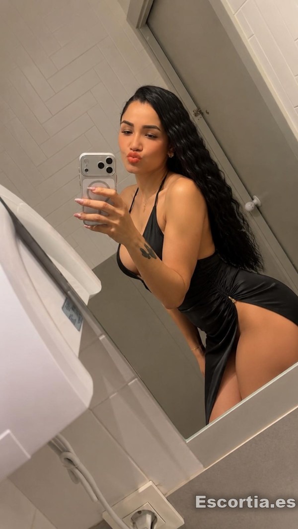 Rosita photo 9