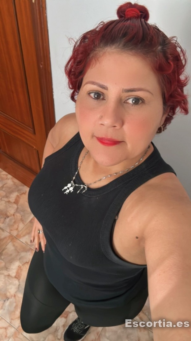 Escort latina 30 photo 5