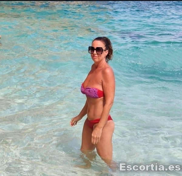 Señorita 47 photo 3