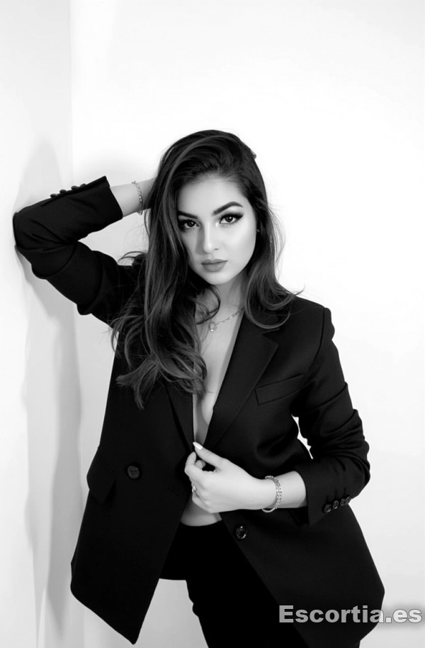Lily photo 3