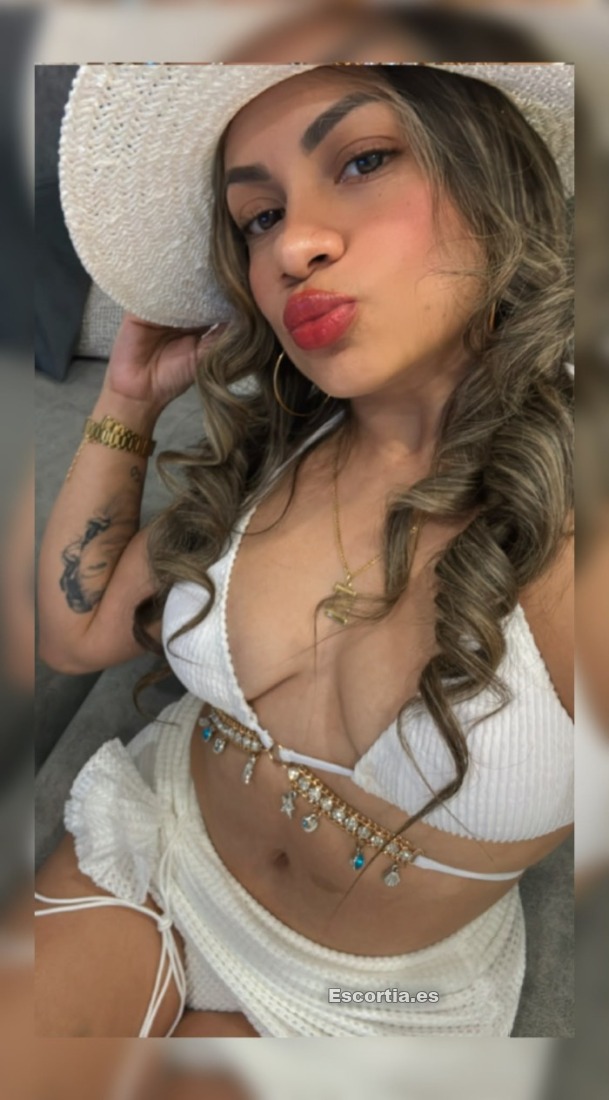 Señorita latina 24 photo 2