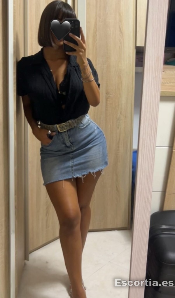 Señorita latina 30 photo 3