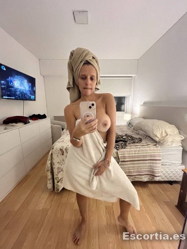 Puta latina 40 escort Valladolid