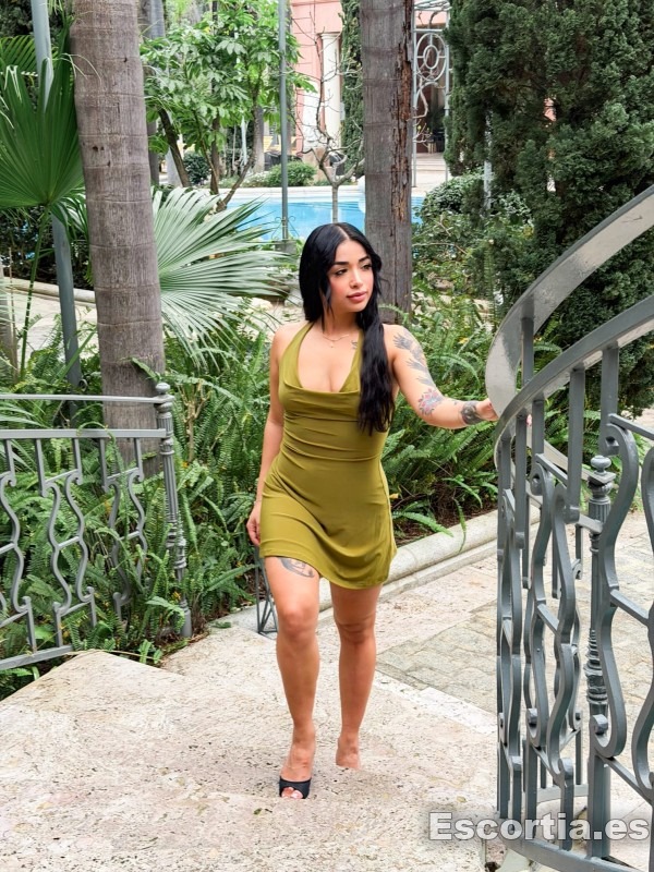 Naomi photo 2