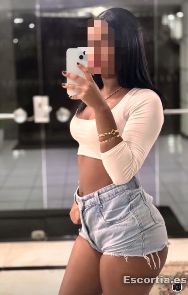 Señorita latina 25 escort Madrid