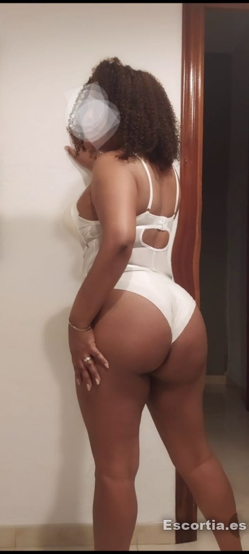 Señorita cubana 44 escort Sevilla