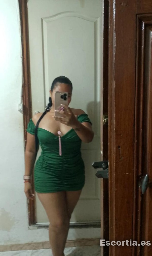 Mulata Cachonda photo 2
