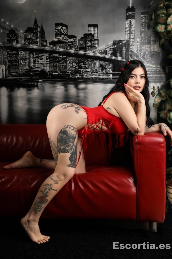 Sara photo 4