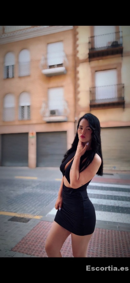 Señorita latina 28 escort Granada