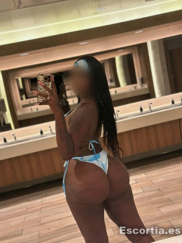 Vanessalanegrita photo 2