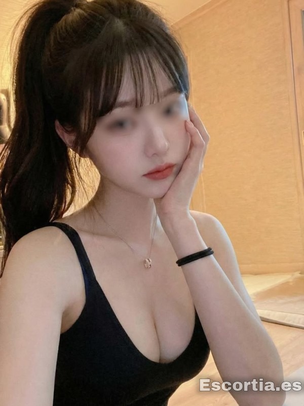 Señorita asiatica 20 photo 2