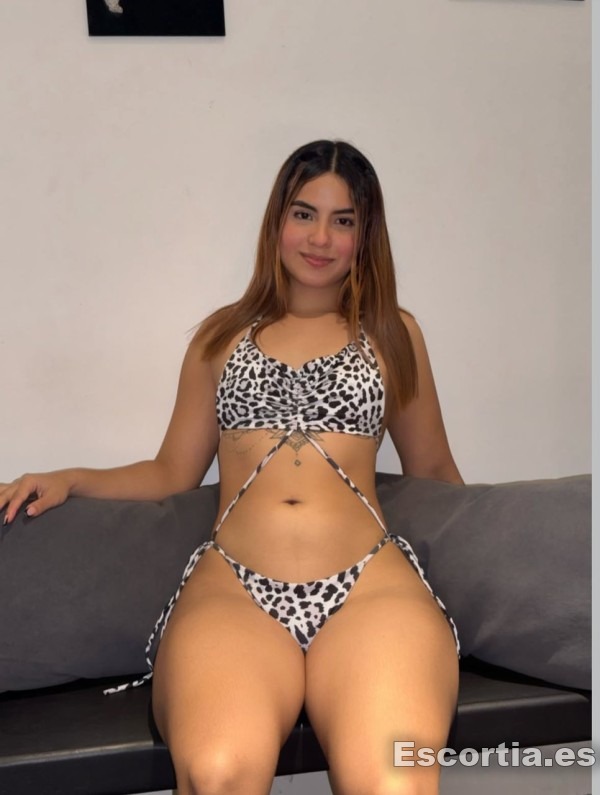 Escort latina 21 photo 7