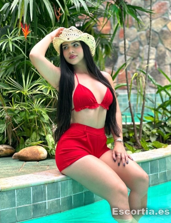 Escort latina 22 photo 8