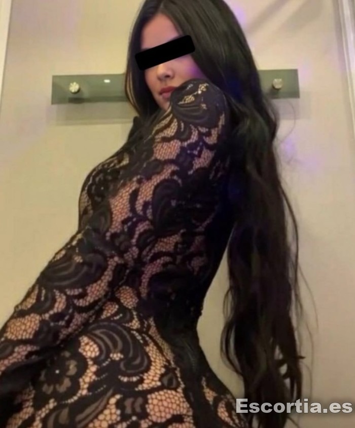 Señorita latina 28 escort Marbella