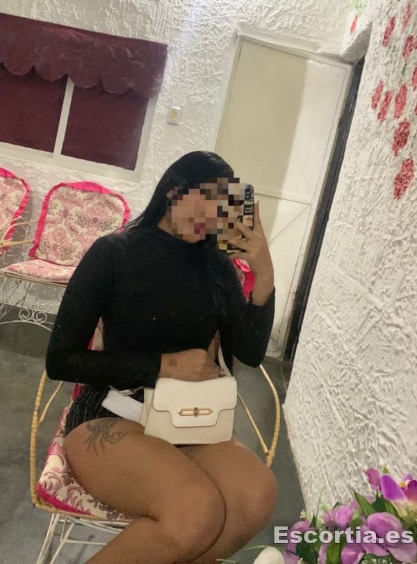 Mia photo 4