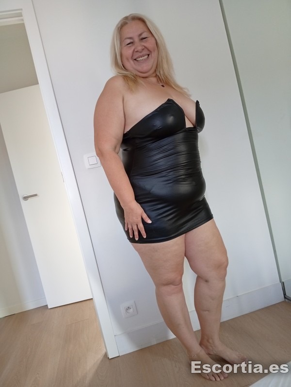 Escort latina 52 photo 8