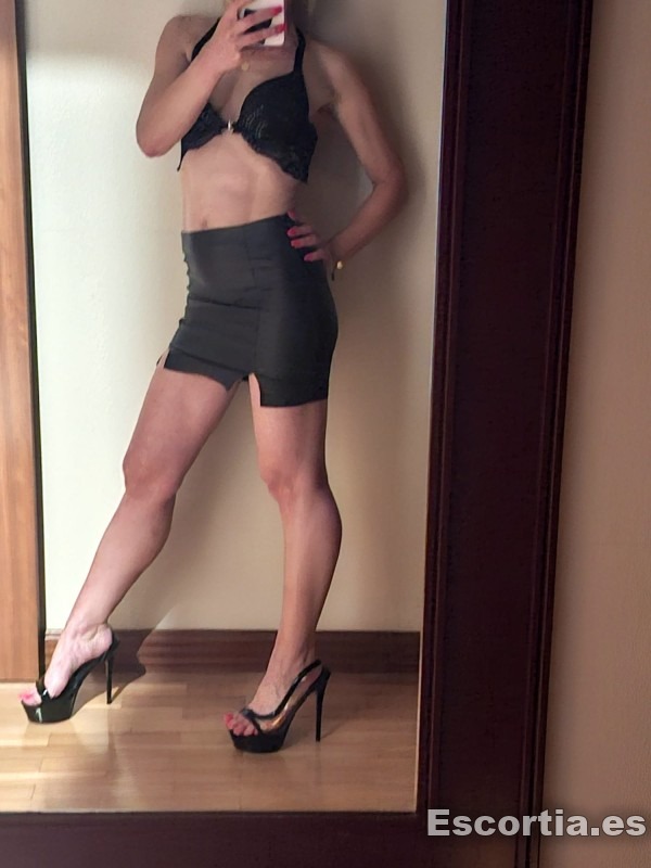 Eva photo 2