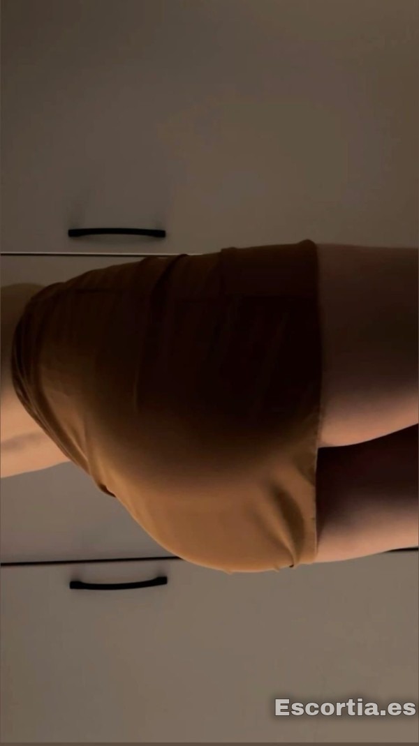Alba escort Madrid