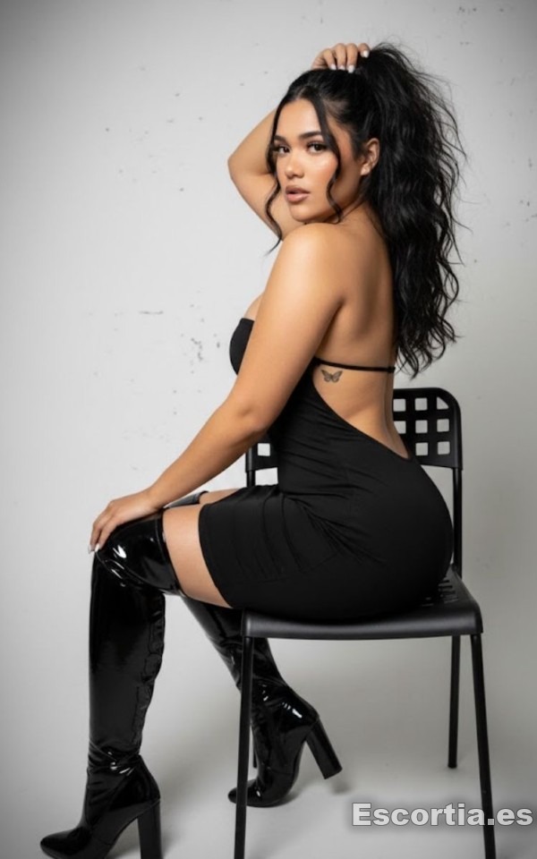 Laura Novedad photo 2