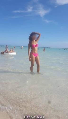 Aline photo 2