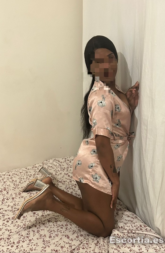 Mulatica Cachonda escort Barcelona