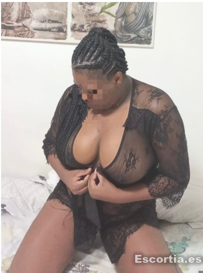 Escort latina 25 photo 5