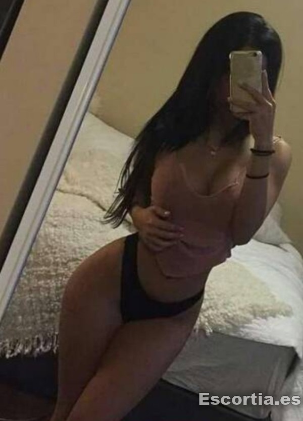 Munequita Juguetona escort Valencia