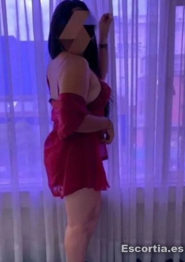 Camila photo 2