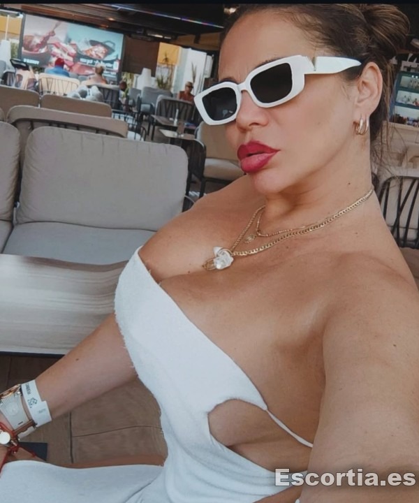 Escort venezolana 29 photo 5