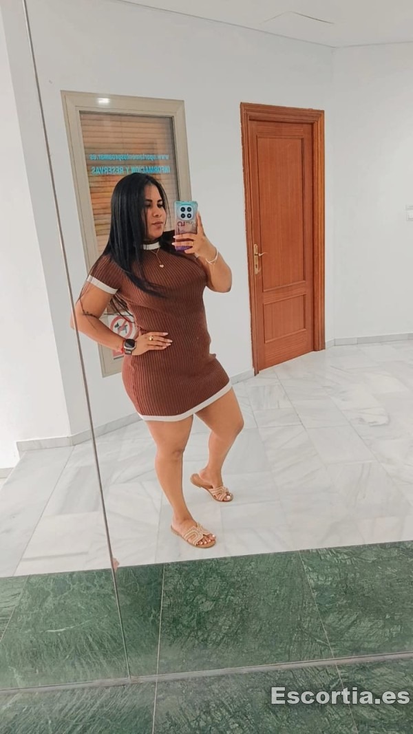Camila photo 2