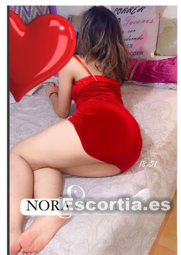 Camila photo 3