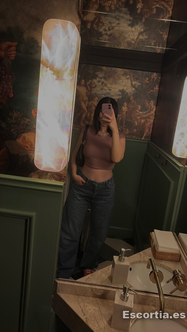 Sam photo 4