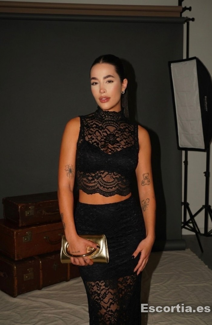 Sabrina photo 7