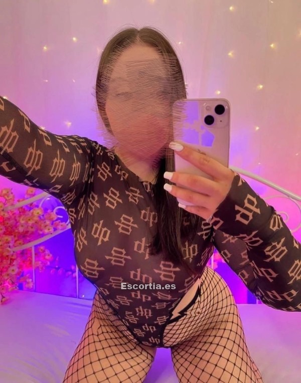Escort latina 20 photo 4