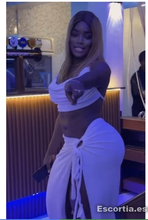 Puta dominicana 24 escort Madrid