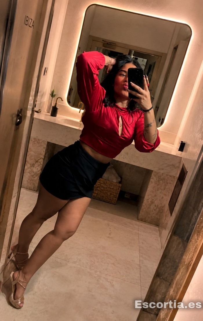 Puta colombiana 24 escort Madrid