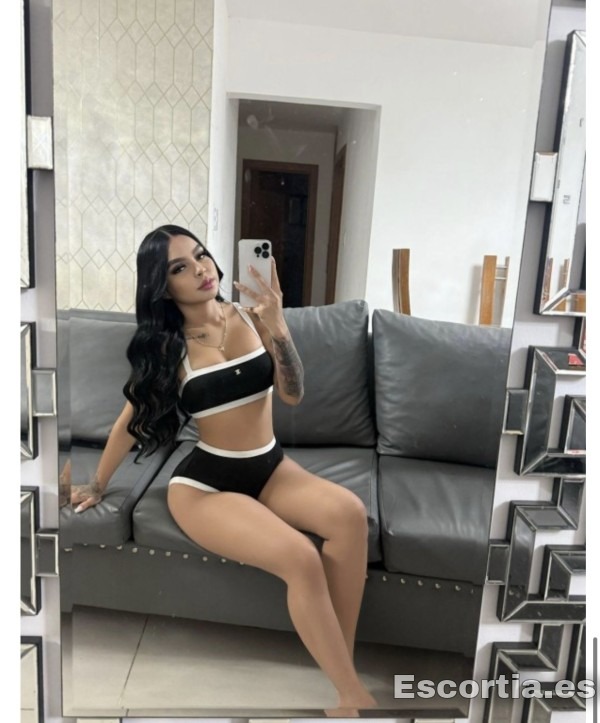 Ambar escort Barcelona