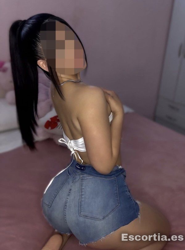 Señorita colombiana 24 escort Madrid