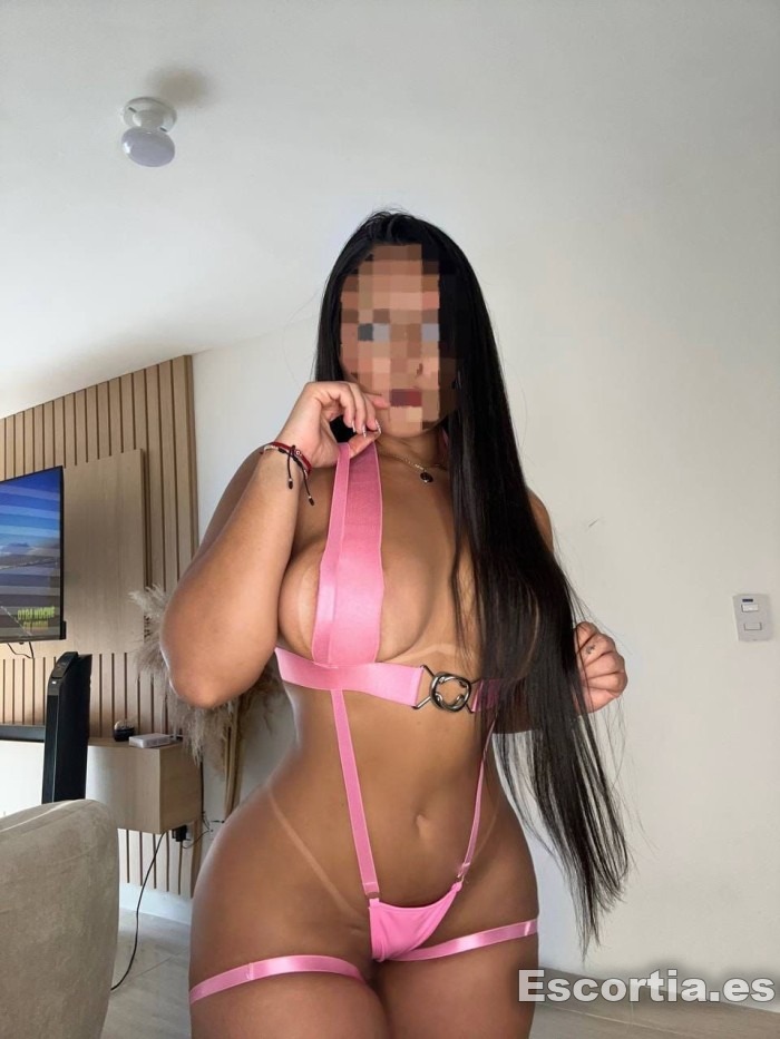 Escort latina 27 photo 5