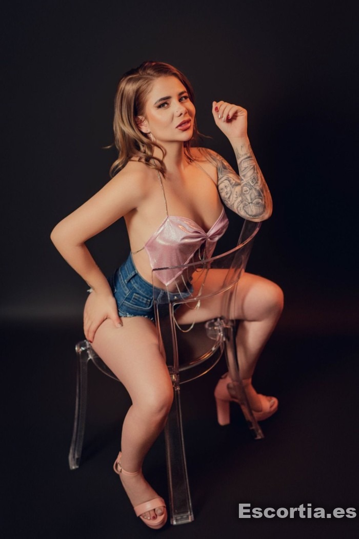 Señorita latina 29 photo 2